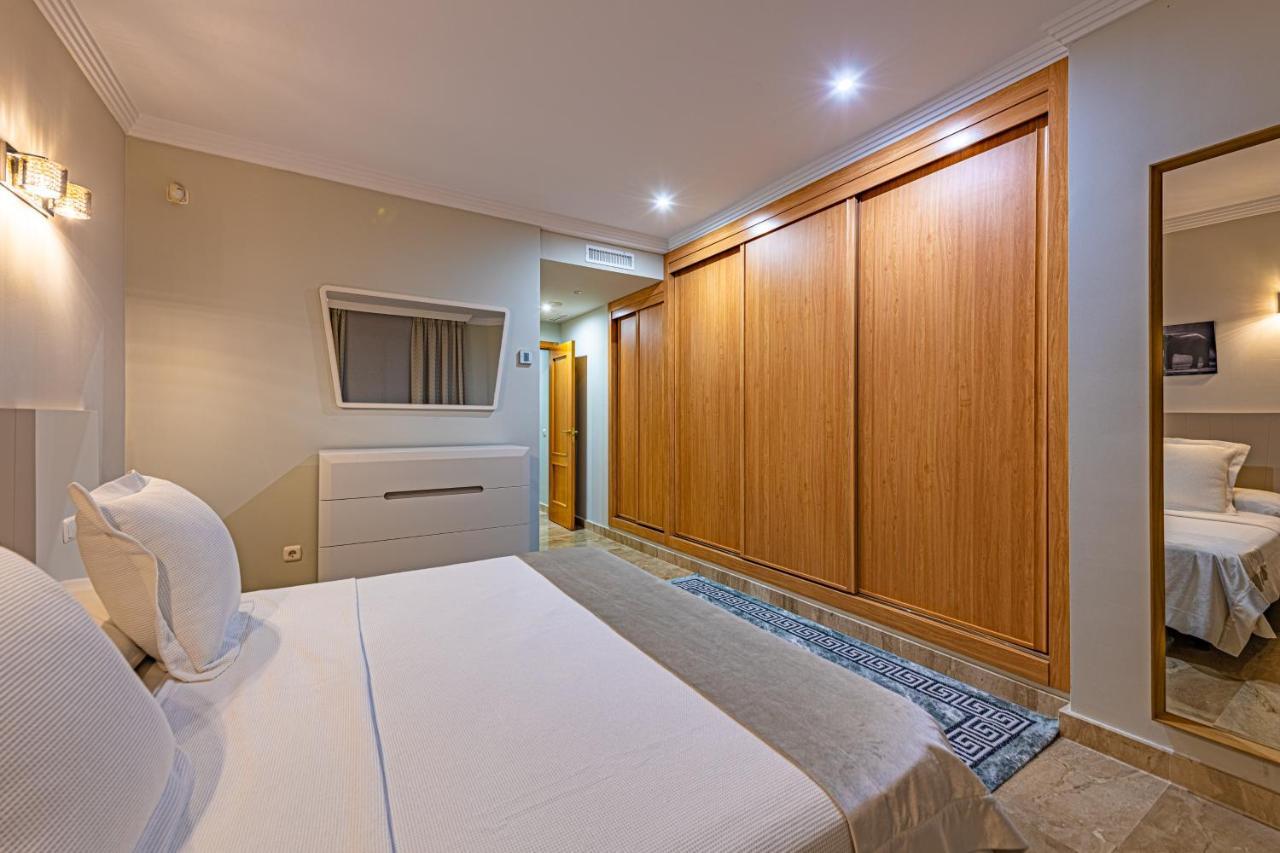 Marina Luxury Apartment Estepona Exterior photo