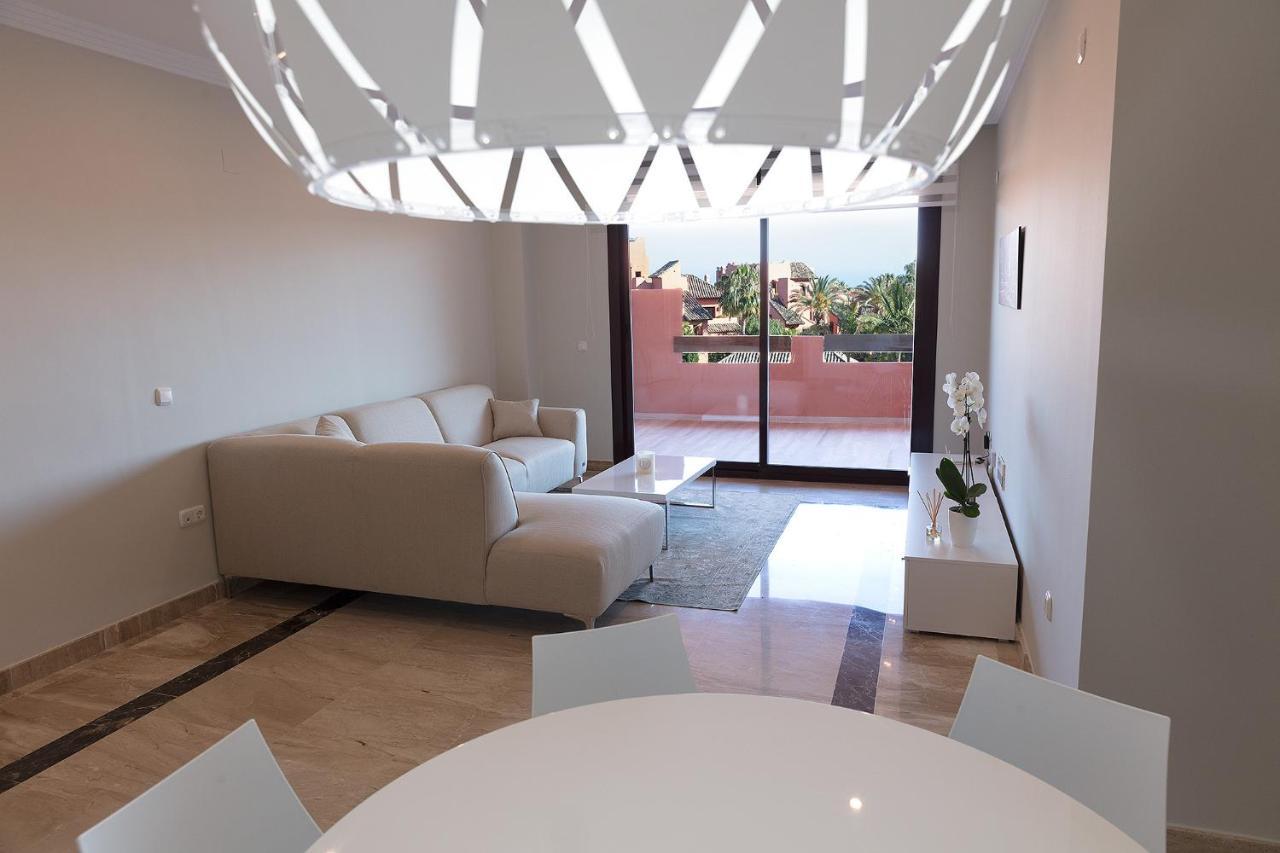 Marina Luxury Apartment Estepona Exterior photo