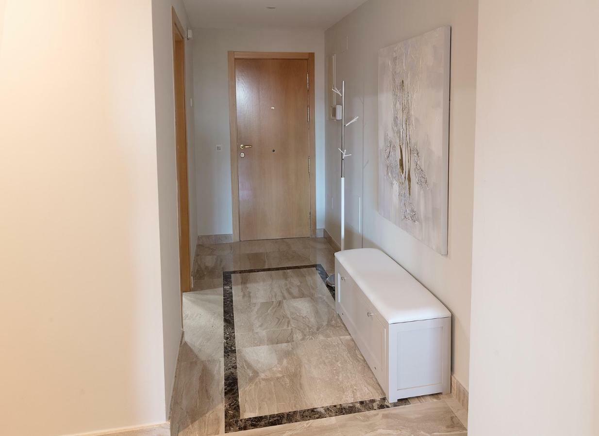 Marina Luxury Apartment Estepona Exterior photo